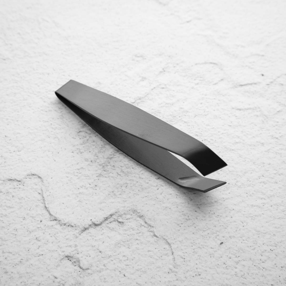 Fishbone Tweezers - Black